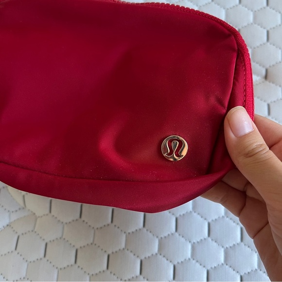 Lululemon Everywhere Belt Bag Lunar New Year Red with Gold detail - Picture 3 of 5